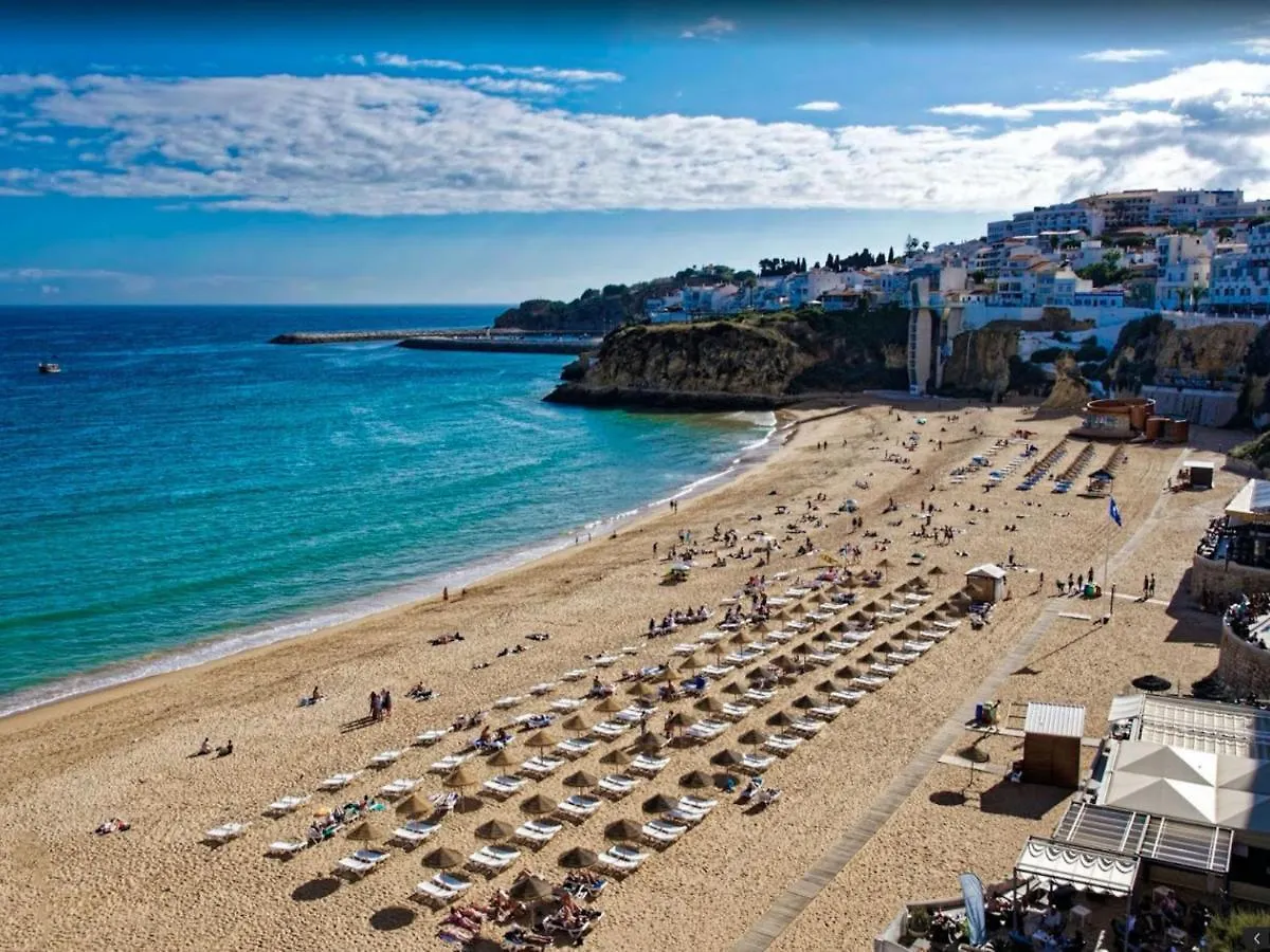 Luxury Penthouse Wstunning Sea Views, Walk To Gale Beach Albufeira Portugal