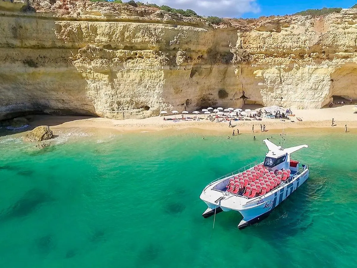 Luxury Penthouse Wstunning Sea Views, Walk To Gale Beach Albufeira Portugal