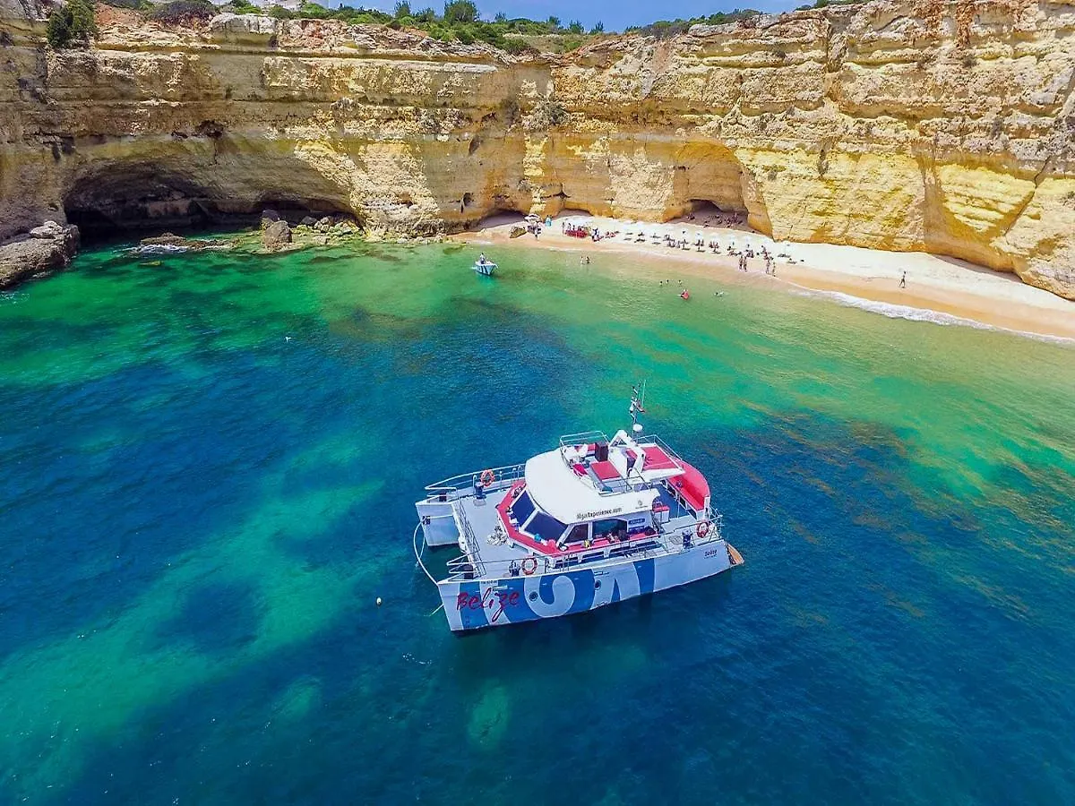 Luxury Penthouse Wstunning Sea Views, Walk To Gale Beach Albufeira