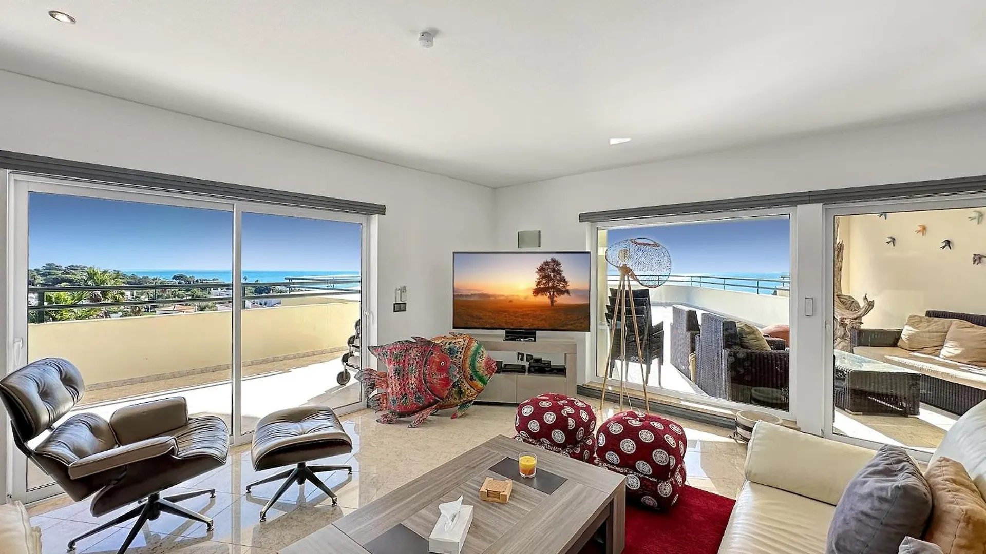 Luxury Penthouse Wstunning Sea Views, Walk To Gale Beach Albufeira
